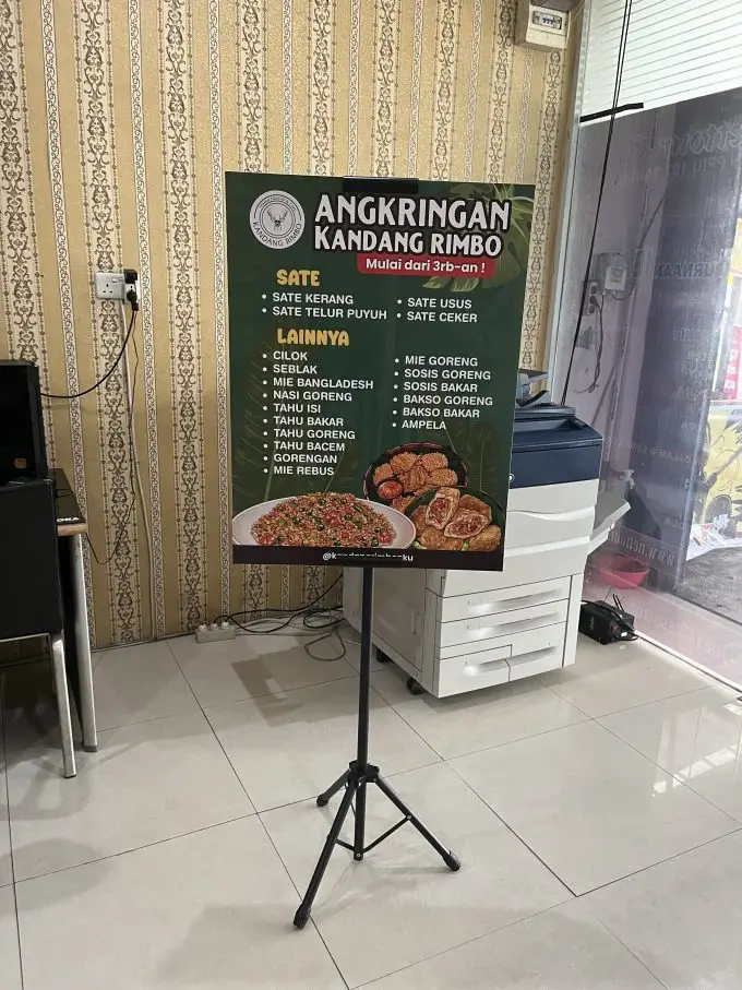 Tripod Banner